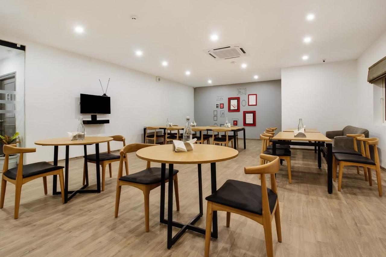 Oyo Townhouse 600 Gangothri Hotel Secundurabad Exterior foto