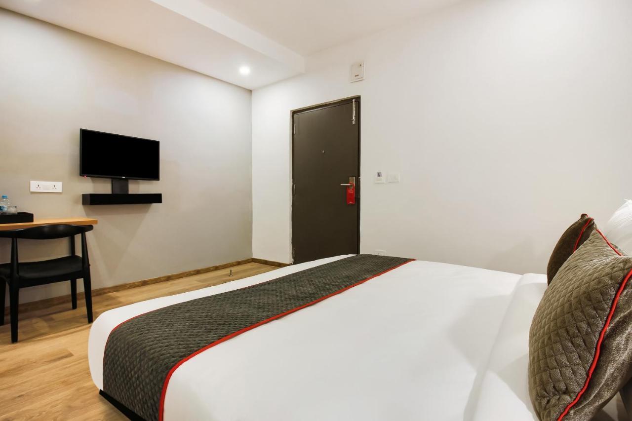 Oyo Townhouse 600 Gangothri Hotel Secundurabad Exterior foto